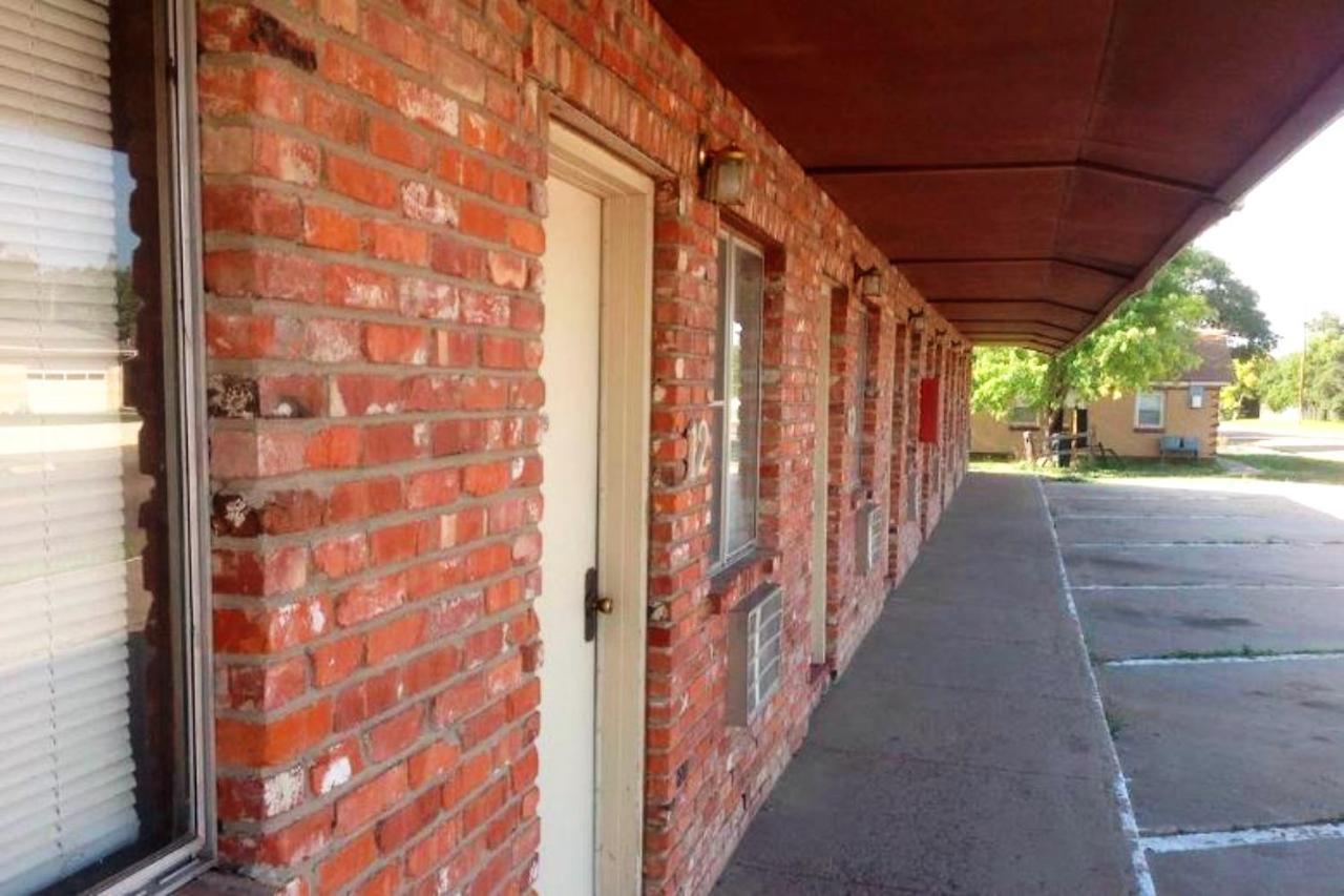 Oyo Hotel Colby, Ks Zewnętrze zdjęcie