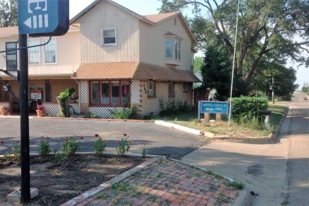 Oyo Hotel Colby, Ks Zewnętrze zdjęcie