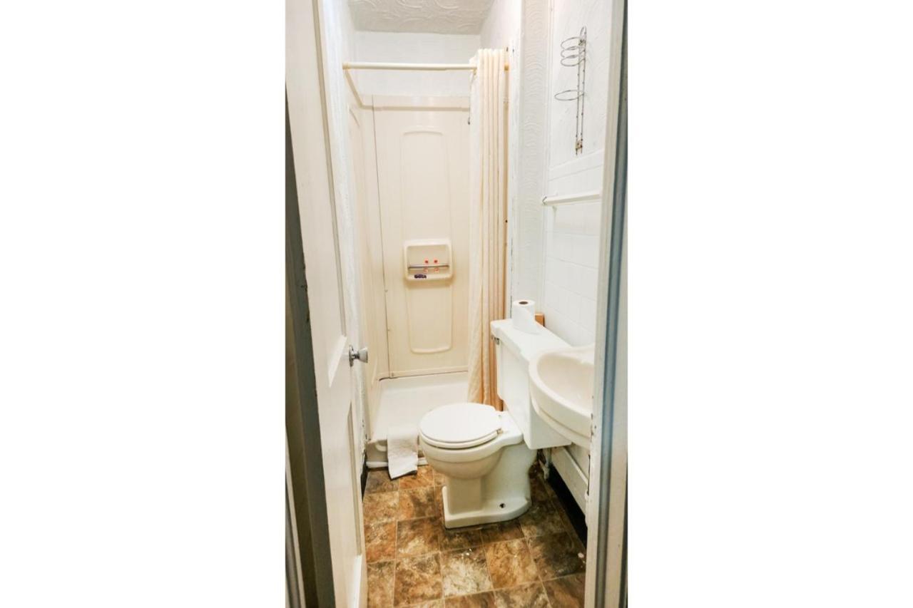 Oyo Hotel Colby, Ks Zewnętrze zdjęcie